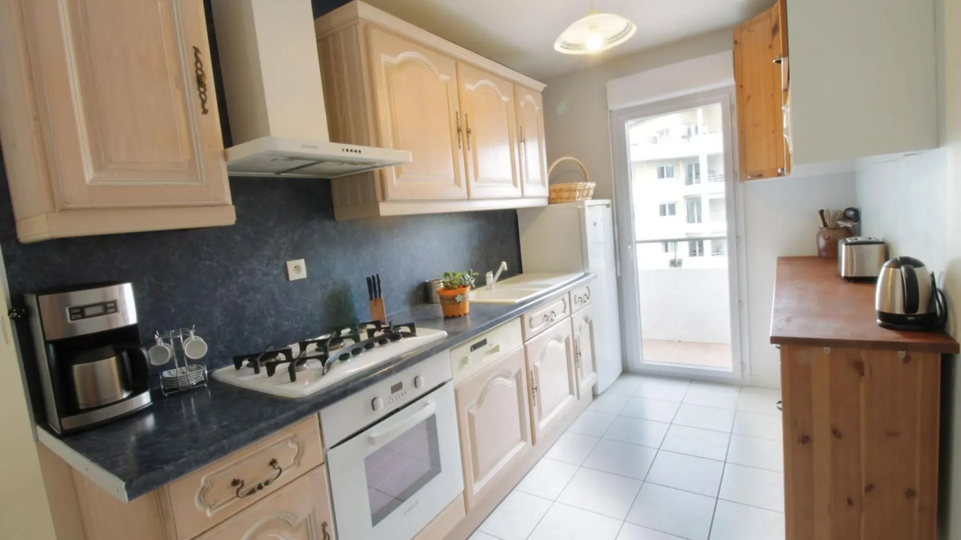 Comfortable T3 At The Foot Of The Castle Of Chambery! Chambery